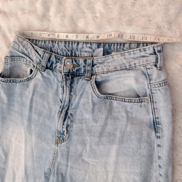 Classic Light Blue Women's Jeans - Picture 15 of 15